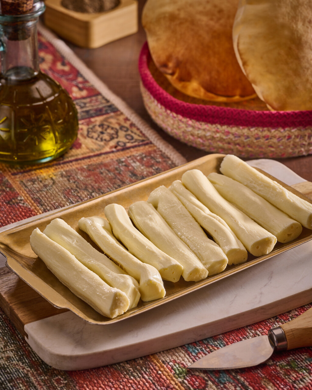 طبق جبنة حلوم